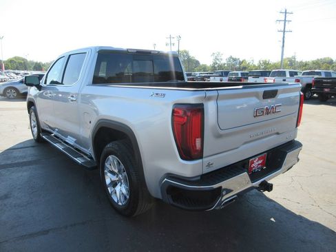Used 2019 GMC Sierra 1500 SLT w/ SLT Premium Plus Package AWD/4WD image 11