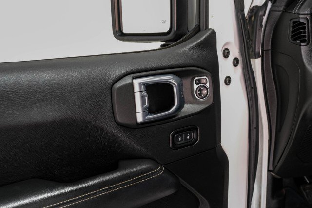 Used 2021 Jeep Wrangler Unlimited Sahara w/ Cold Weather Group AWD/4WD image 44