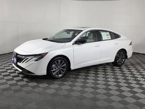 New 2026 Nissan Sentra SL w/ Floor Mat Package image 9