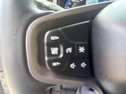 Used 2023 Ford Bronco Black Diamond AWD/4WD image 23