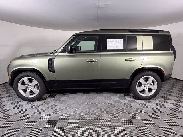 Certified 2025 Land Rover Defender 110 X-Dynamic SE AWD/4WD image 3