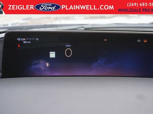 Used 2025 Lincoln Navigator Reserve w/ Jet Appearance Package image 40