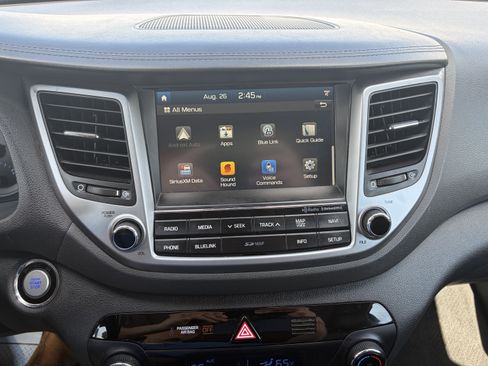 Used 2016 Hyundai Tucson Limited w/ Option Group 03 FWD image 27