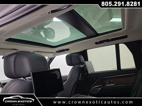 Used 2025 Land Rover Range Rover Autobiography AWD/4WD image 17