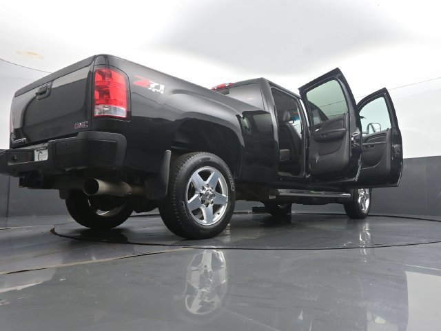 Used 2014 GMC Sierra 2500 Denali w/ Snow Plow Prep Package AWD/4WD image 57