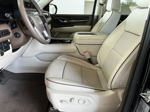 Used 2022 GMC Yukon Denali w/ Max Trailering Package AWD/4WD image 10