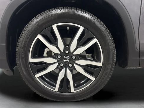 Used 2019 Honda Pilot Touring image 26