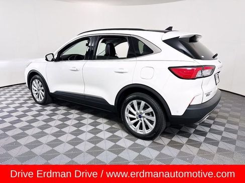 Used 2022 Ford Escape Titanium w/ Titanium Elite Package image 21