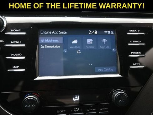 Used 2019 Toyota Camry SE image 25