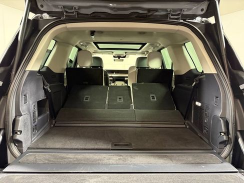 Certified 2025 Lincoln Navigator Reserve image 63