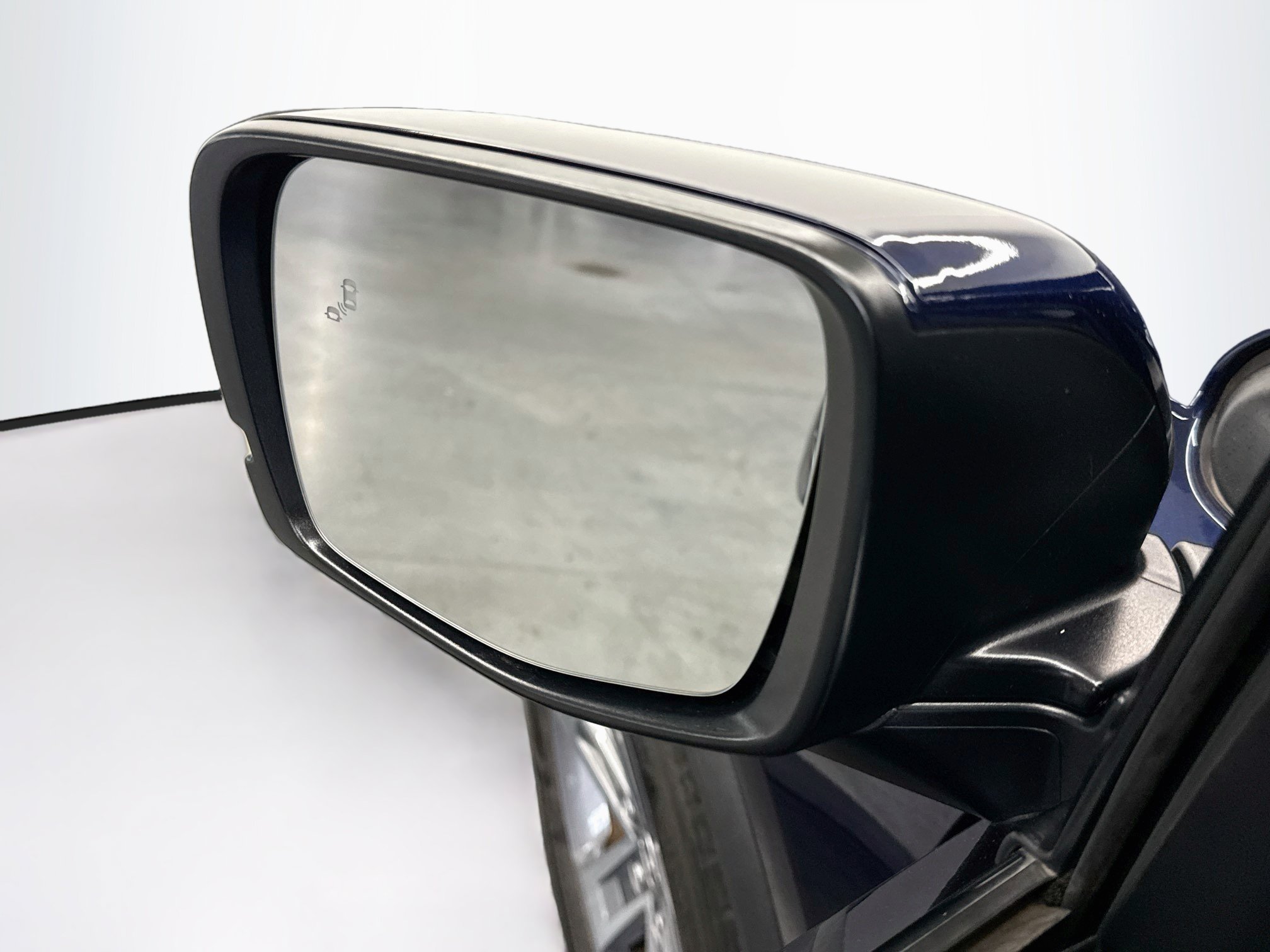 Used 2025 Honda Pilot EX-L image 16