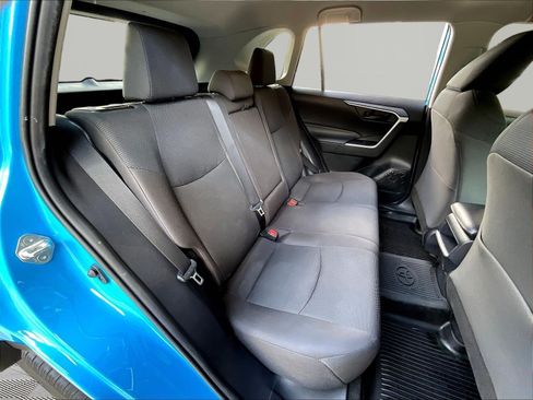 Used 2020 Toyota RAV4 LE w/ All Weather Liner Package FWD image 24