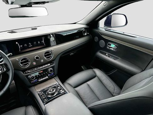 Used 2022 Rolls-Royce Ghost AWD/4WD image 24