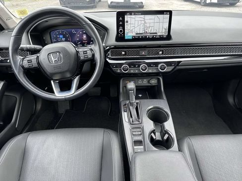 Used 2024 Honda Civic Touring image 16