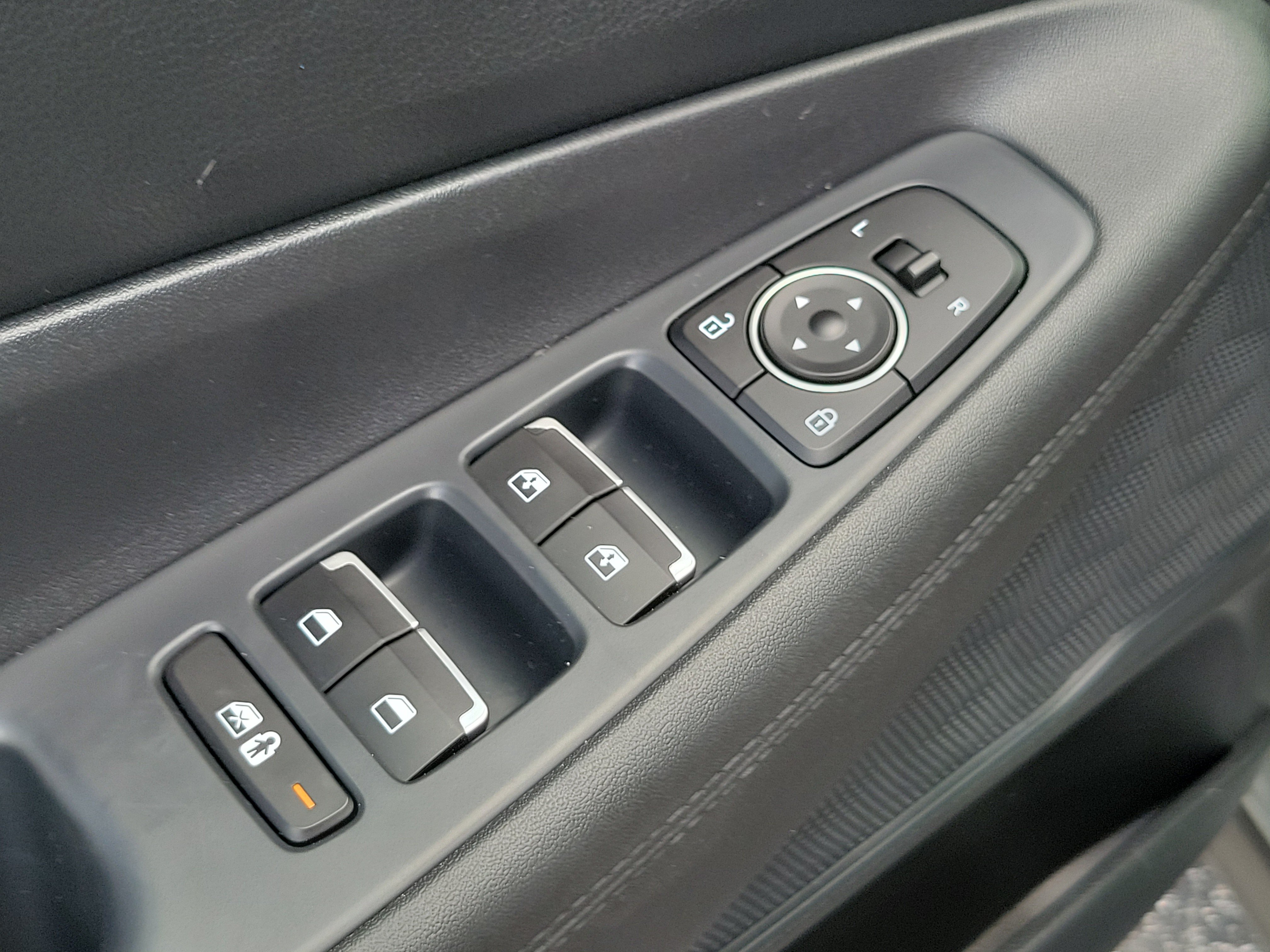 Used 2022 Hyundai Santa Fe XRT AWD/4WD image 14