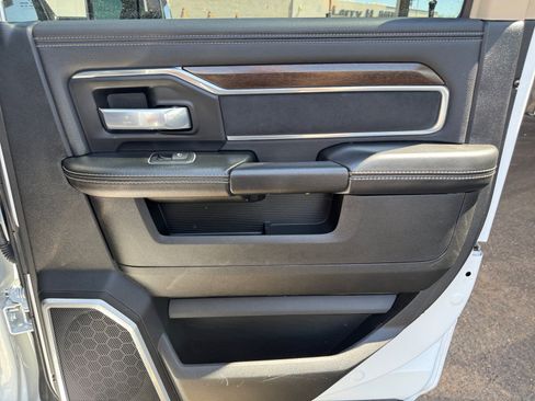 Used 2022 RAM 2500 Laramie AWD/4WD image 33