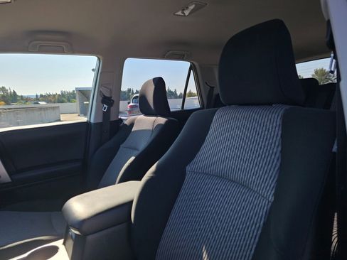 Used 2024 Toyota 4Runner SR5 image 24