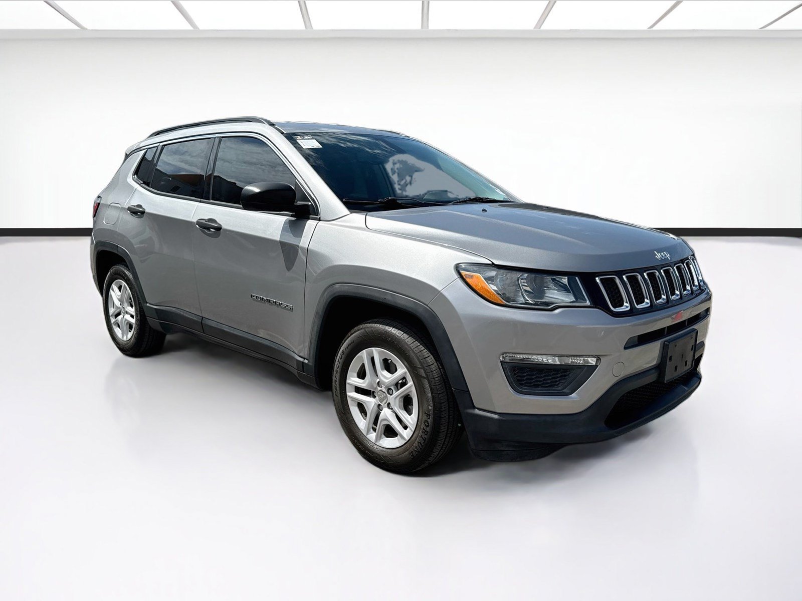 Used 2020 Jeep Compass Sport FWD image 3