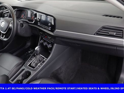 Used 2021 Volkswagen Jetta SE image 19