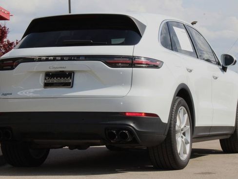 Used 2019 Porsche Cayenne AWD/4WD image 5