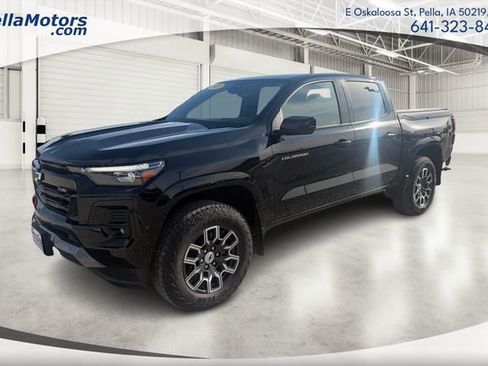 Used 2023 Chevrolet Colorado Z71 w/ Z71 Convenience Package 2 AWD/4WD image 8