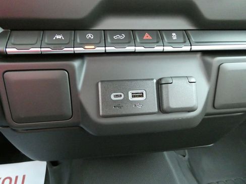 Used 2026 GMC Sierra 1500 Pro w/ Pro Value Package image 23