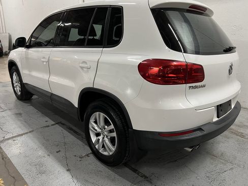 Used 2014 Volkswagen Tiguan S image 6
