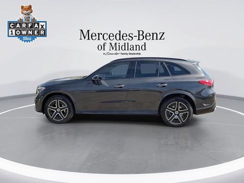 Used 2024 Mercedes-Benz GLC 300 4MATIC image 5
