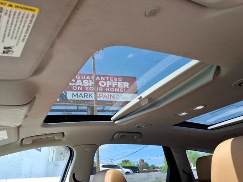 Used 2020 Buick Enclave Premium w/ Sun and Sites Package image 15