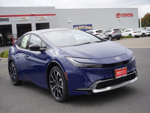 New 2026 Toyota Prius Plug-In Hybrid FWD image 1