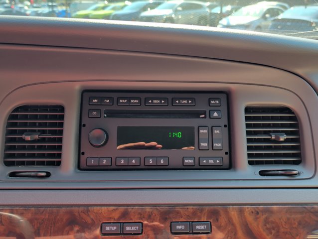 Used 2007 Mercury Grand Marquis LS RWD image 13
