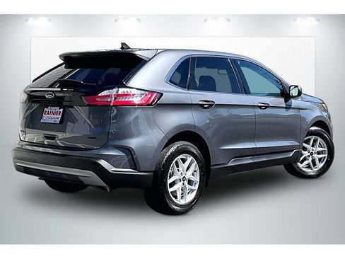 Used 2024 Ford Edge SEL AWD/4WD image 13