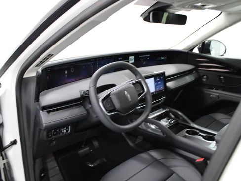 New 2026 Lincoln Nautilus Premier w/ Equipment Group 102A image 23