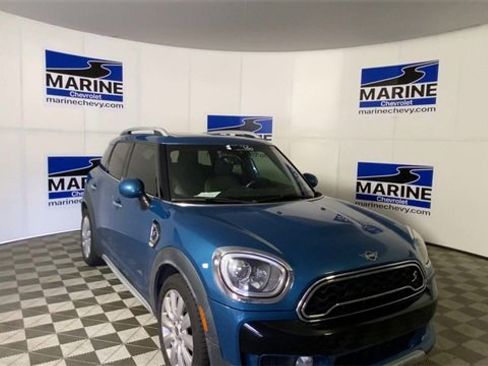Used 2019 MINI Cooper Countryman S w/ Convenience Package image 4