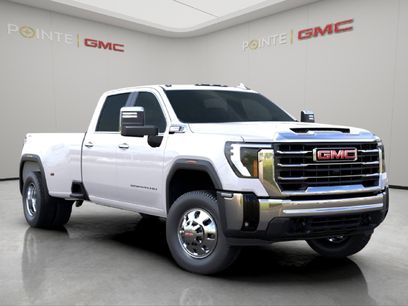 New 2025 GMC Sierra 3500 SLT w/ SLT Convenience Package