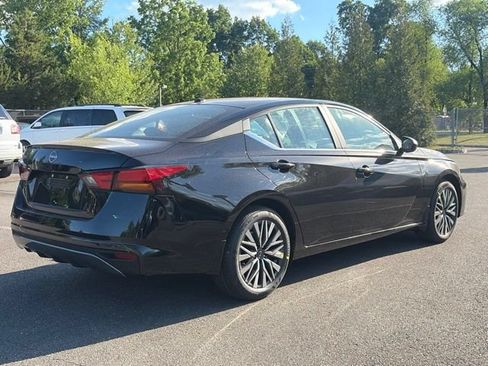 New 2026 Nissan Altima 2.5 SV FWD image 8