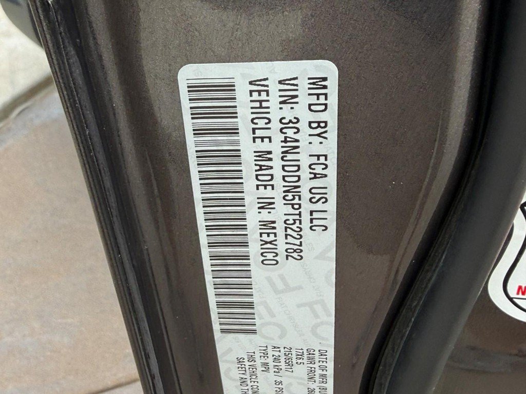 Used 2023 Jeep Compass Trailhawk AWD/4WD image 26