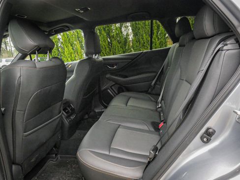 Used 2022 Subaru Outback Wilderness w/ Wilderness Package image 8