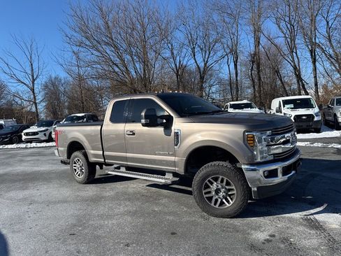 Used 2019 Ford F250 Lariat w/ Lariat Value Package image 1
