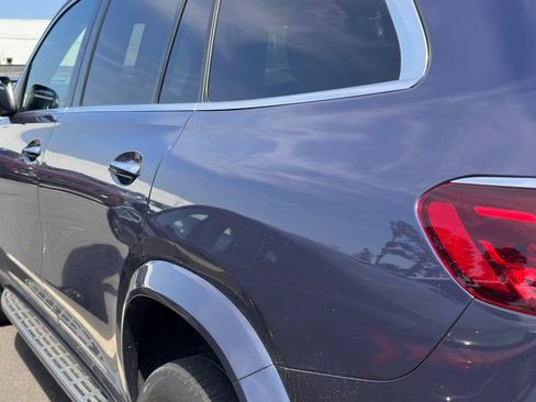 Used 2024 Mercedes-Benz GLS 450 4MATIC image 10