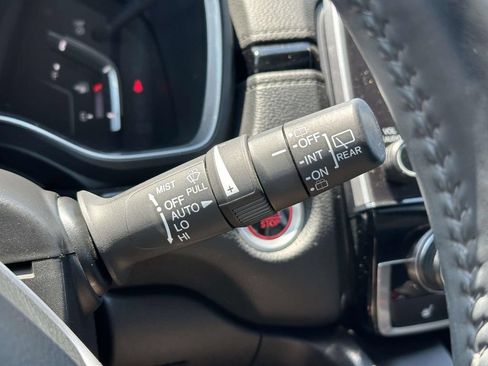 Certified 2021 Honda CR-V Touring image 23