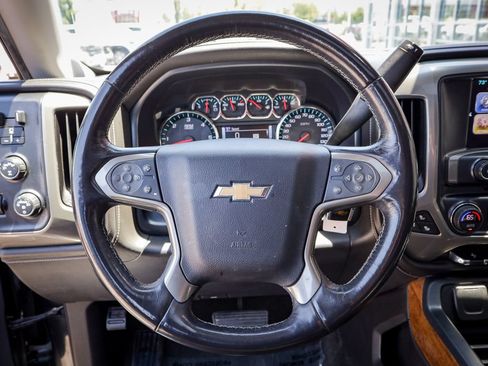 Used 2018 Chevrolet Silverado 1500 High Country AWD/4WD image 21