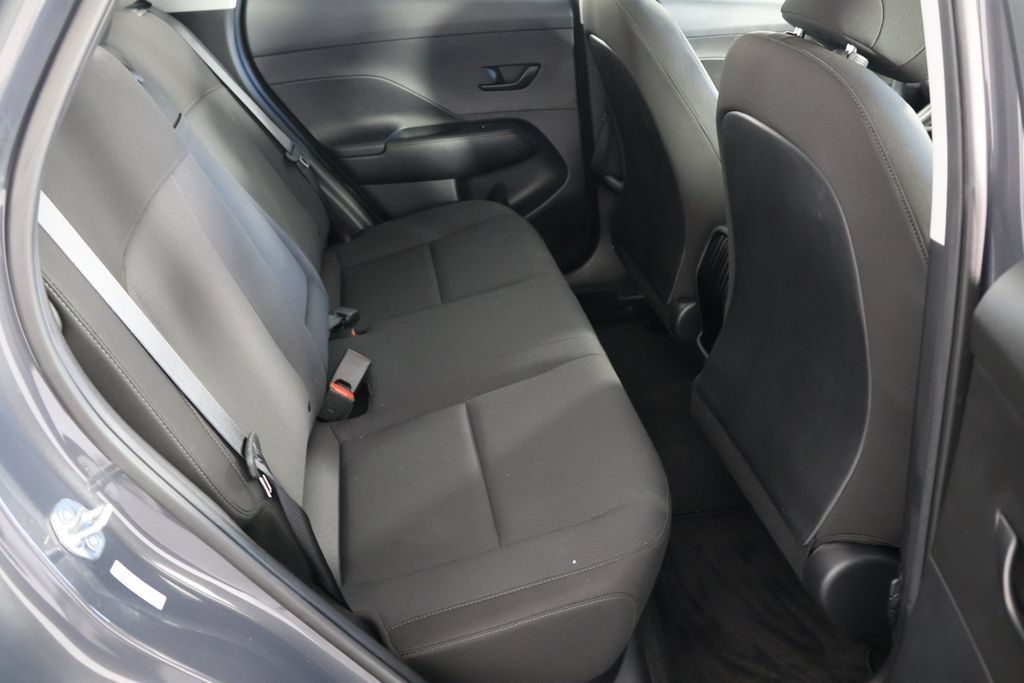 Used 2024 Hyundai Kona SE AWD/4WD image 20
