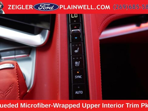 Used 2024 Chevrolet Corvette Stingray Premium Conv w/ Z51 Performance Package RWD image 22
