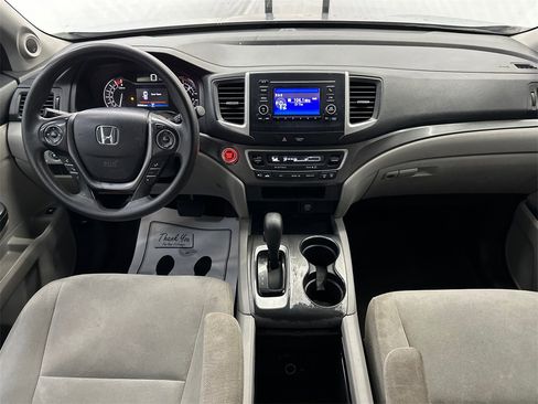 Used 2018 Honda Pilot LX image 22