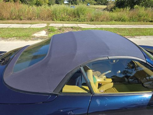 Used 2000 Porsche 911 Carrera image 33