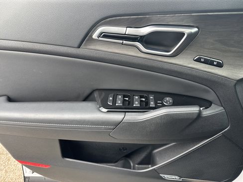 Certified 2023 Kia Sportage X-Pro Prestige image 9