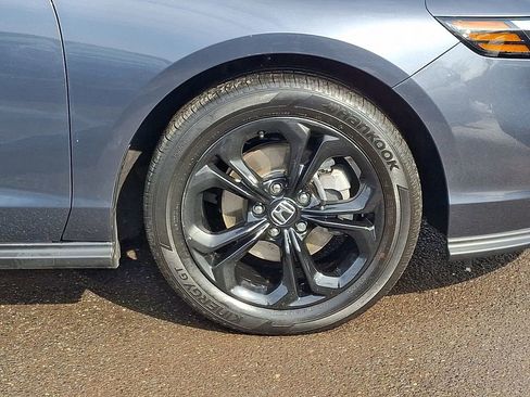 Used 2025 Honda Accord SE image 8