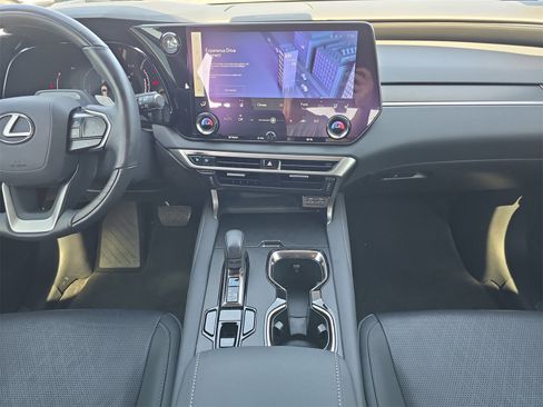 Used 2024 Lexus RX 350 Premium Plus image 11