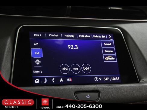 Used 2022 Cadillac XT4 Sport w/ Enhanced Visibility Package image 10